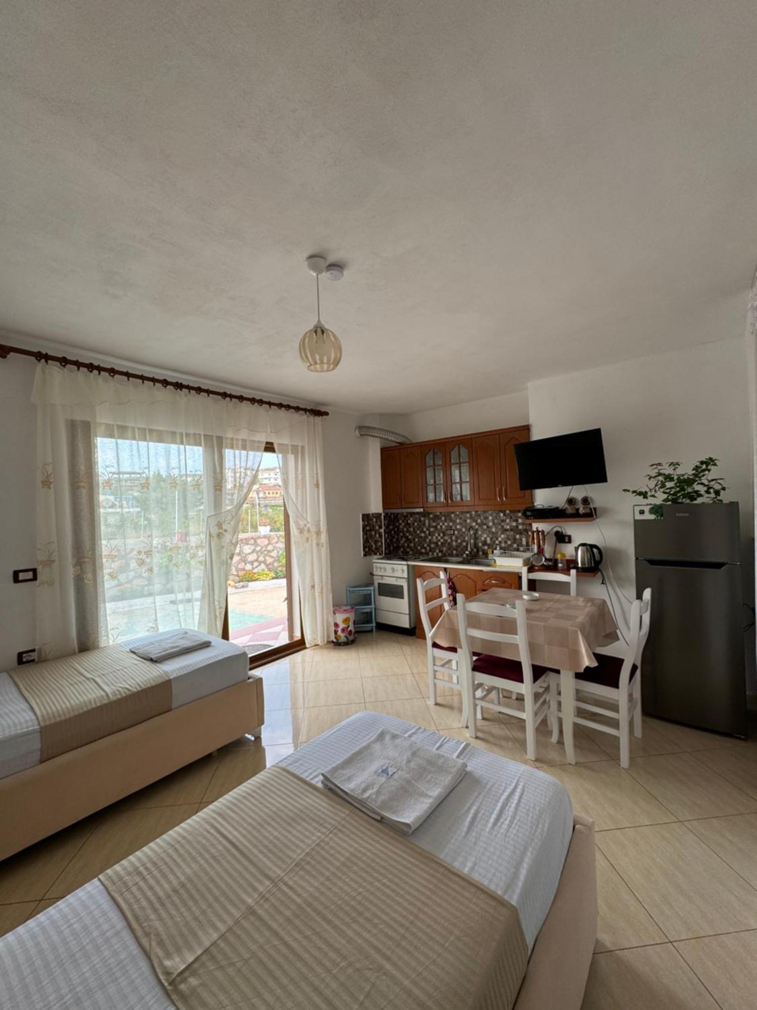 Teo Apartment Saranda Extérieur photo
