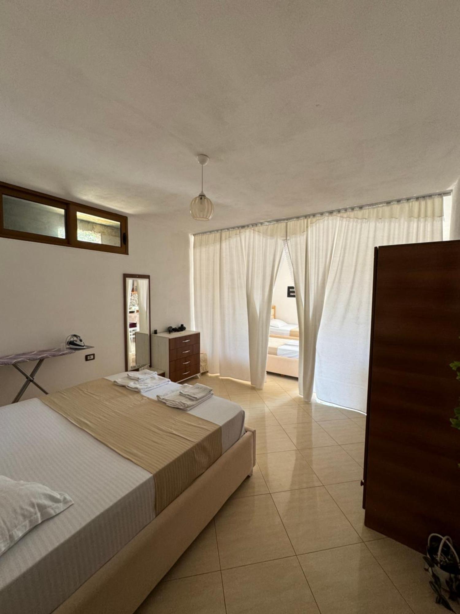 Teo Apartment Saranda Extérieur photo